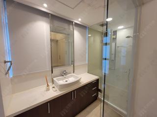 Mid Levels Central - Kam Yuen Mansion 16