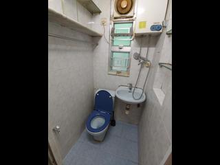 Sai Ying Pun - Yue Tak House 08