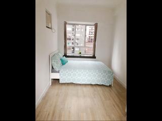Mid Levels Central - Windsor Court 09