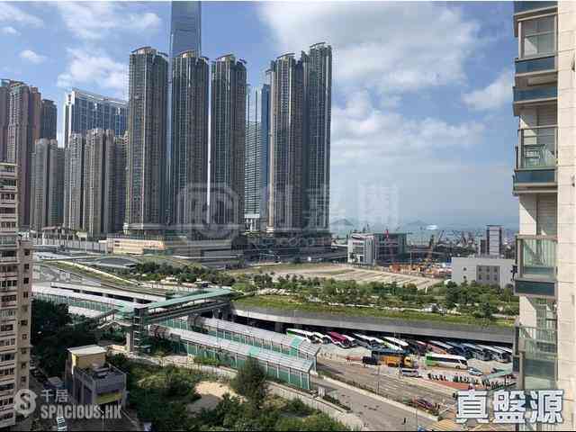 Yau Ma Tei - The Coronation Tower 7 01