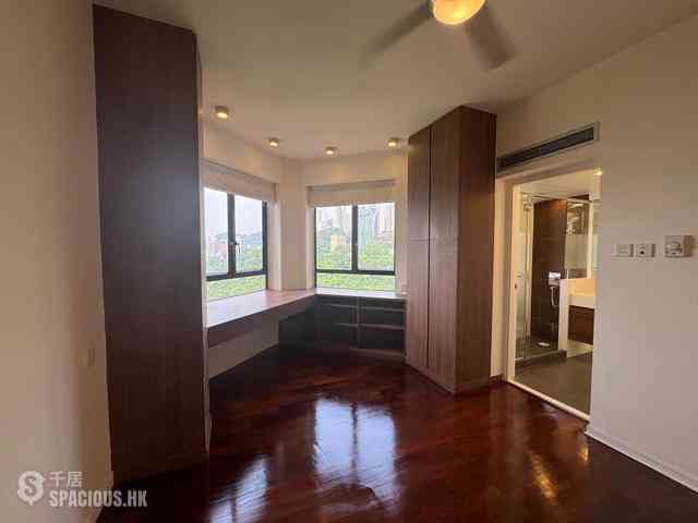 Happy Valley - Broadwood Park 10