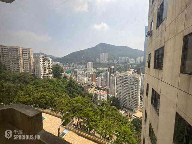Happy Valley - Broadwood Park 12
