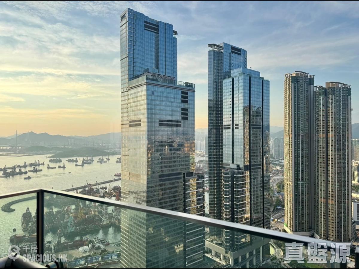 West Kowloon - The Harbourside Block 2 01