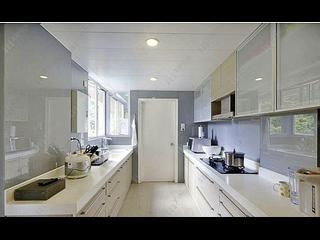 Stanley - Faber Court 07