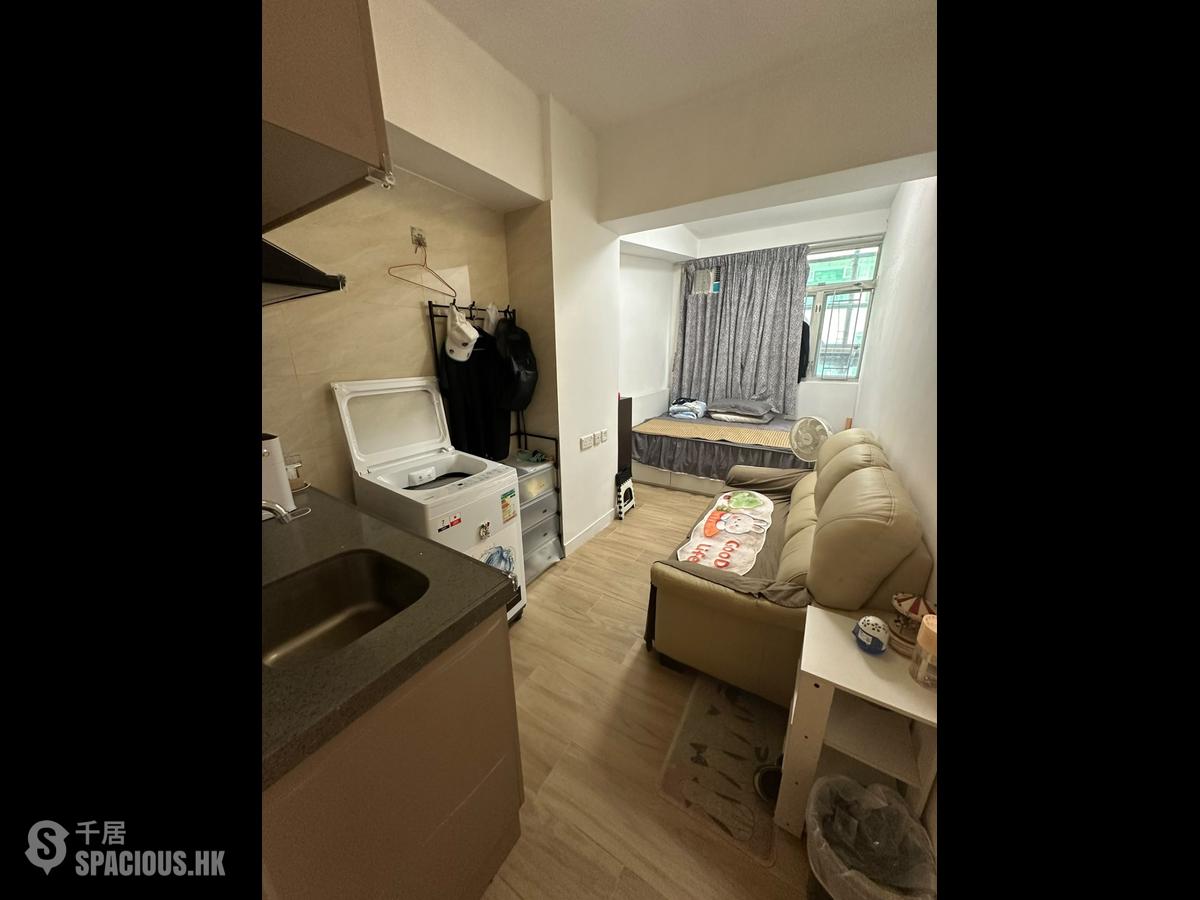 Mong Kok - 133-135, Fa Yuen Street 01