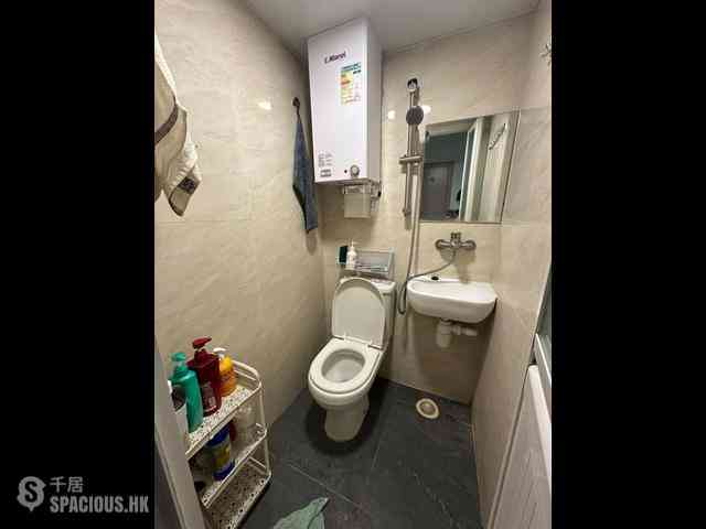 Mong Kok - 133-135, Fa Yuen Street 05