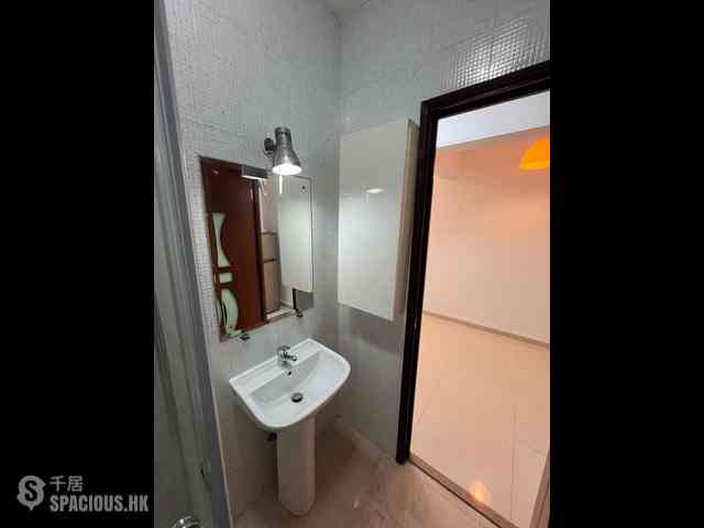 Wan Chai - New Spring Garden Mansion 04