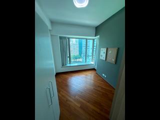Wan Chai - The Avenue Phase 2 Block 1 05