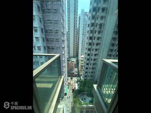 Wan Chai - The Avenue Phase 2 Block 1 09