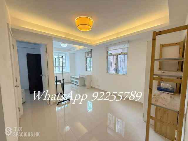 Sai Ying Pun - Wah Fai Court 02