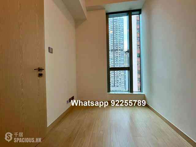 Sai Ying Pun - Upper Manor 05