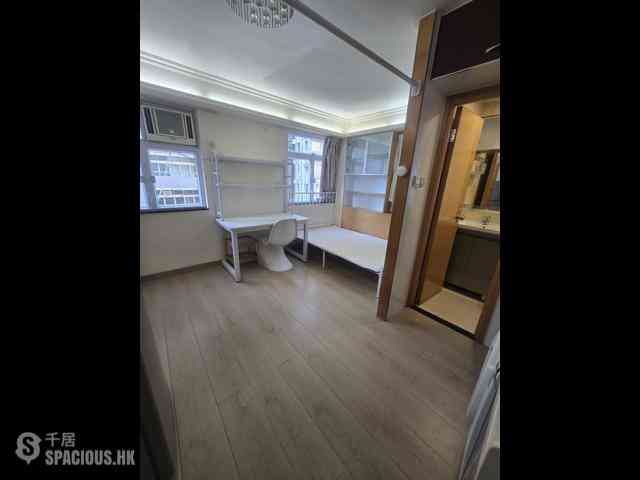 Wan Chai - Lee Loy Building 05