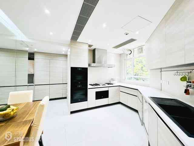 Mid Levels Central - Tregunter Block 2 05