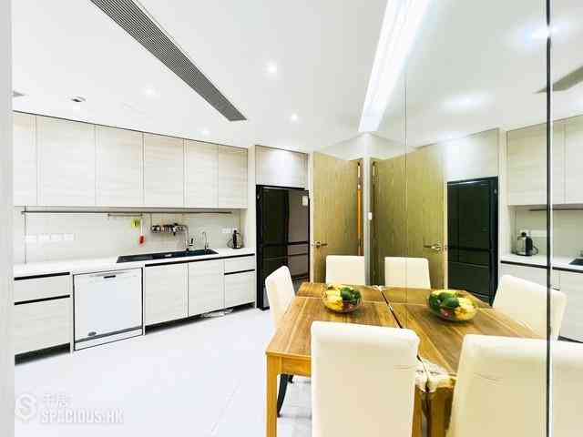 Mid Levels Central - Tregunter Block 2 06