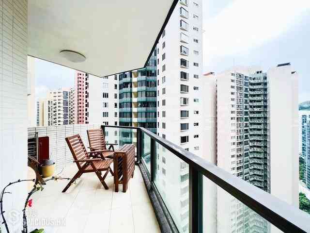 Mid Levels Central - Tregunter Block 2 01