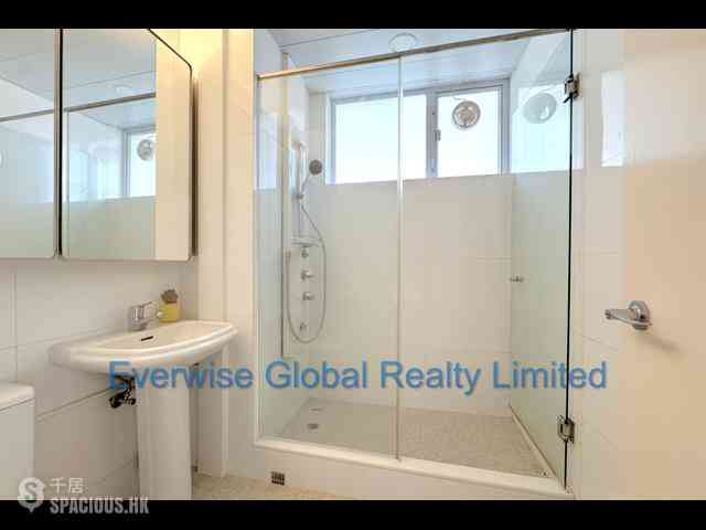 Stanley - Grosse Pointe Villa 18