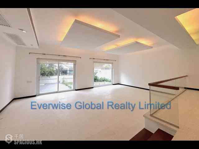 Stanley - Grosse Pointe Villa 27