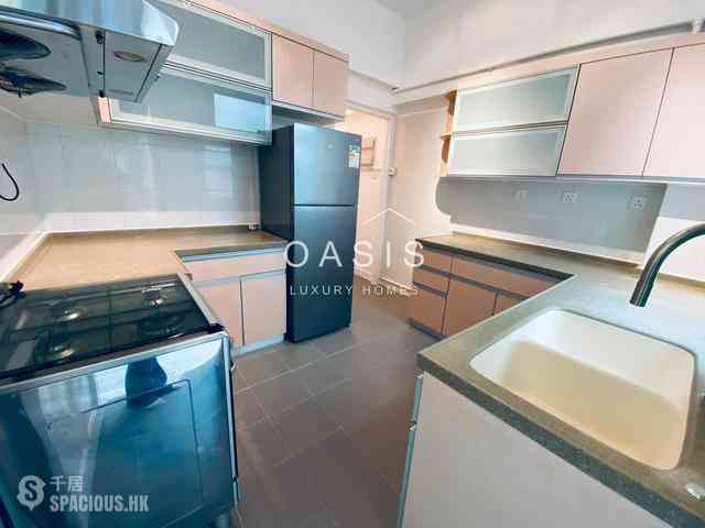Mid Levels Central - Grosvenor House 03