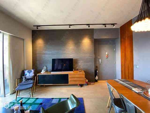 Sai Ying Pun - Island Crest Block 1 04