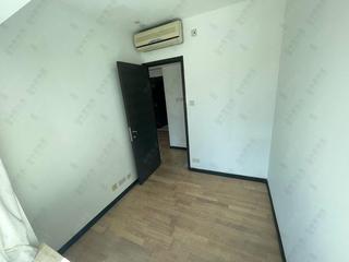 Sai Ying Pun - Centre Place 05