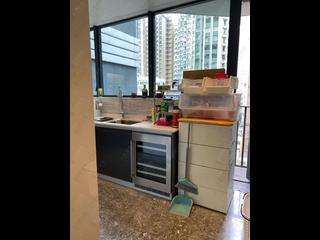 Shek Tong Tsui - Upton 03