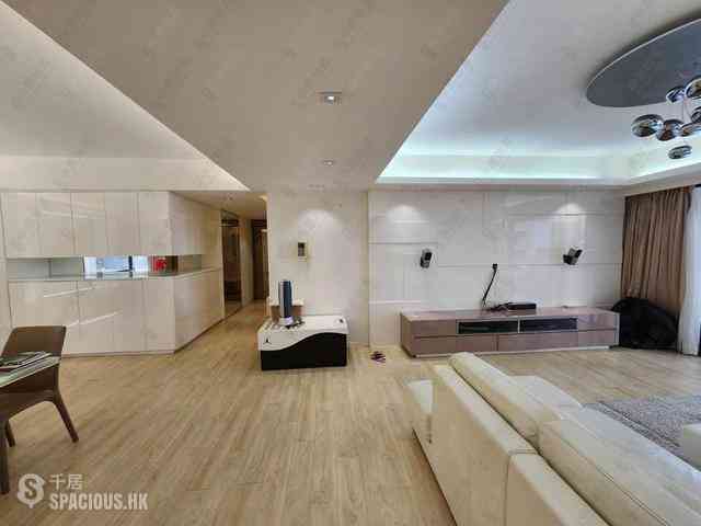 Mid Levels Central - Macdonnell House 02