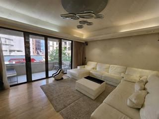 Mid Levels Central - Macdonnell House 03