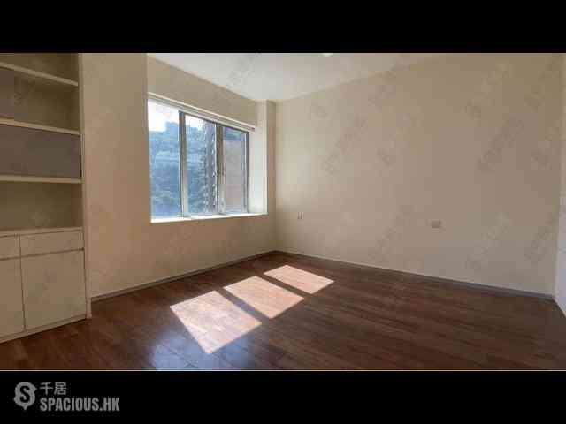 Mid Levels Central - Tregunter Tower 3 02