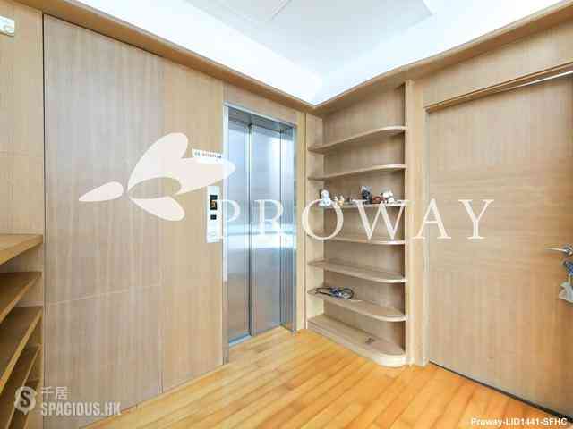 Wong Chuk Hang - Manly Villa 12