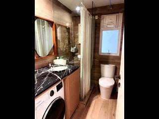 Pok Fu Lam - Baguio Villa Block 21 07