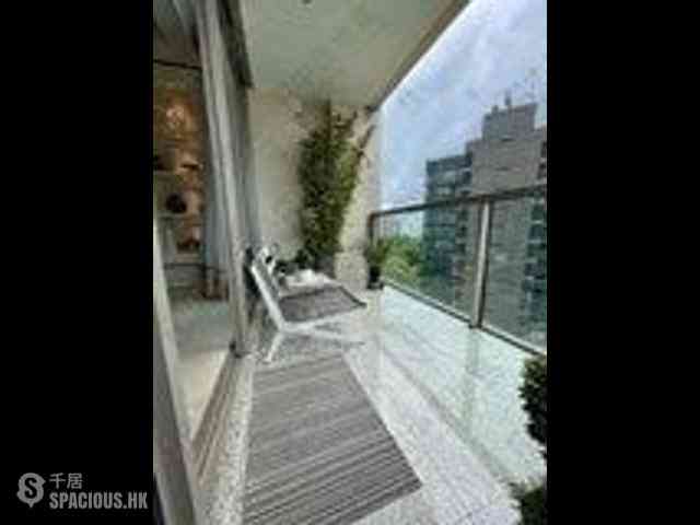Mid Levels West - Cluny Park 14