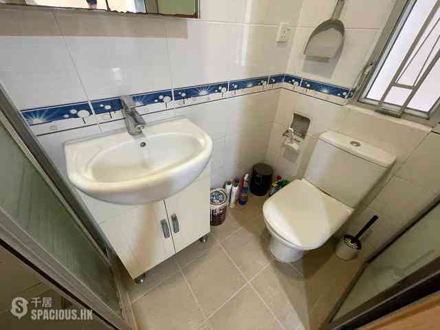 Sheung Wan - Kiu Kwong Mansion 06