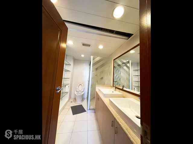 Mid Levels Central - Estoril Court 11
