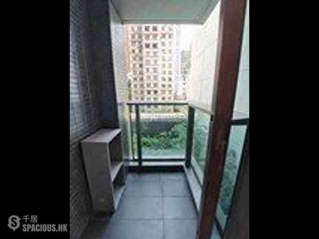 Shek Tong Tsui - Novum West Block 3 06