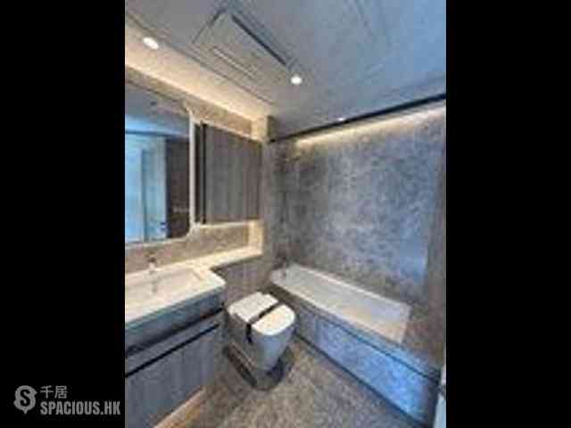 Wong Chuk Hang - The Southside Phase 4B 04