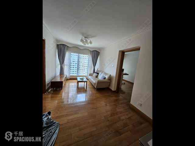 West Kowloon - The Waterfront Phase 1 Block 1 02