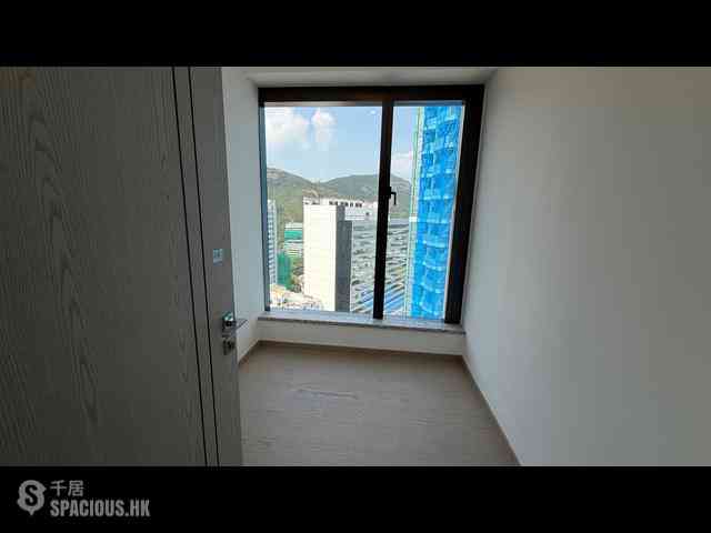 Wong Chuk Hang - The Southside Phase 3C Blue Coast II Tower 5 06