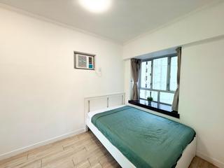Mid Levels Central - Windsor Court 08