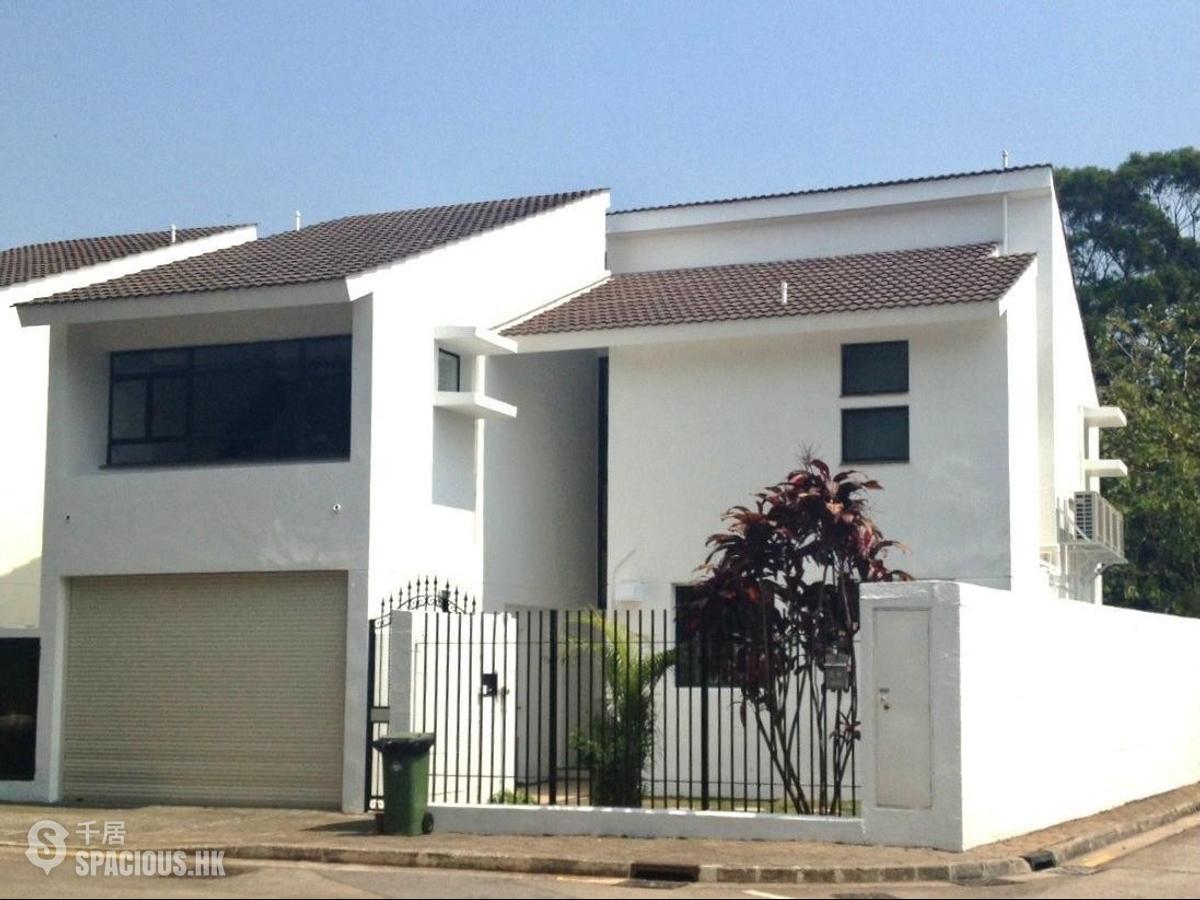 Discovery Bay - Discovery Bay Phase 1 Beach Village Headland Drive 01