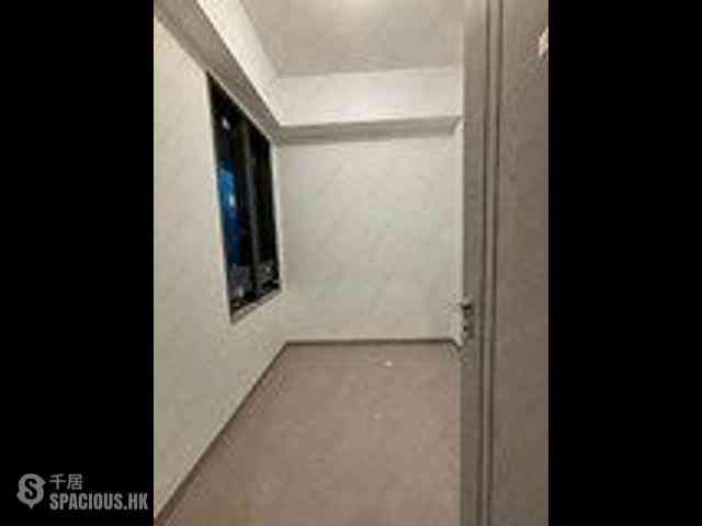 Wong Chuk Hang - The Southside Phase 3C Blue Coast II Tower 3 04