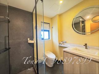 Mid Levels East - Bowen Place 08