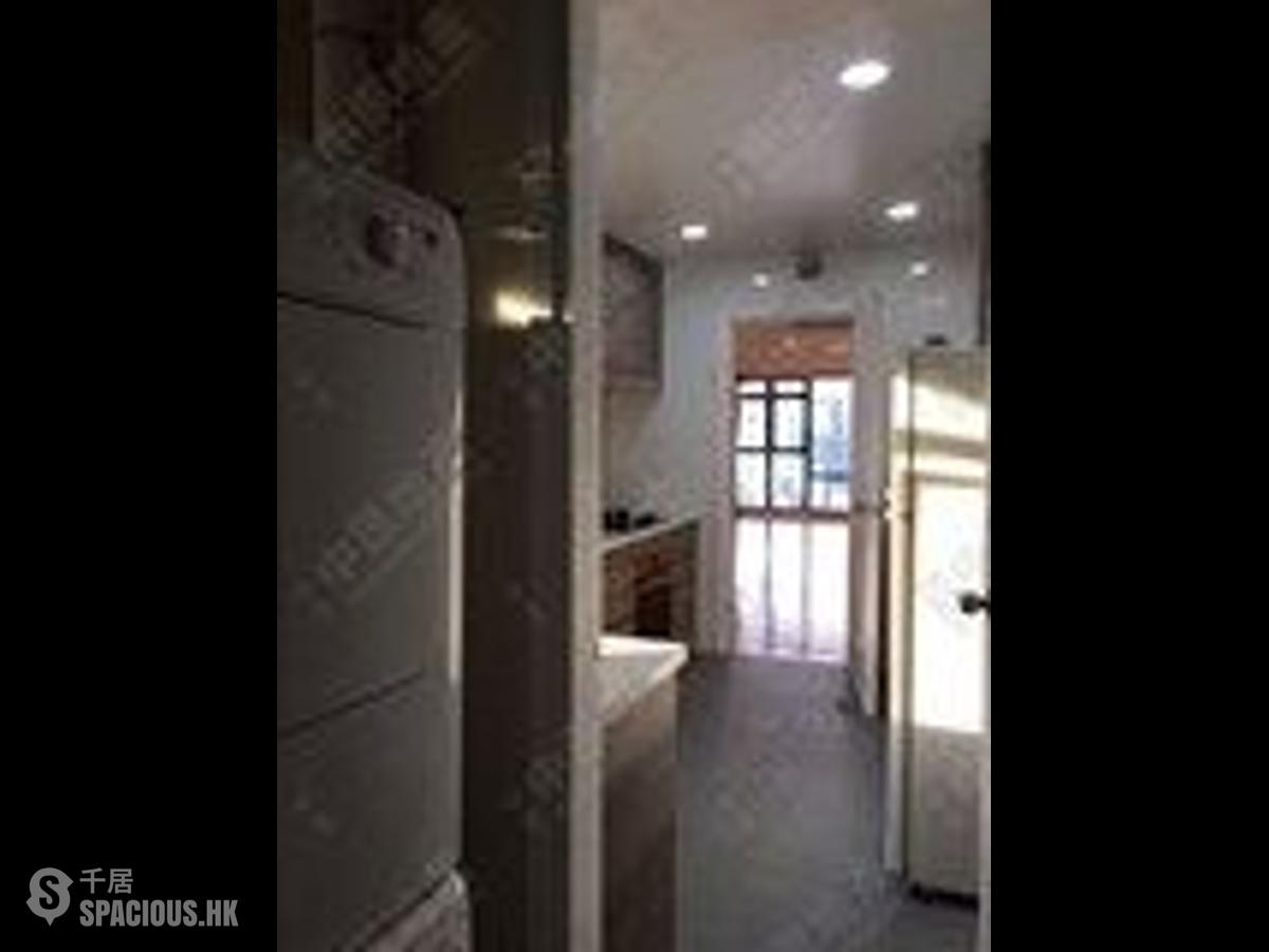 Mid Levels Central - The Grand Panorama Block 5 01