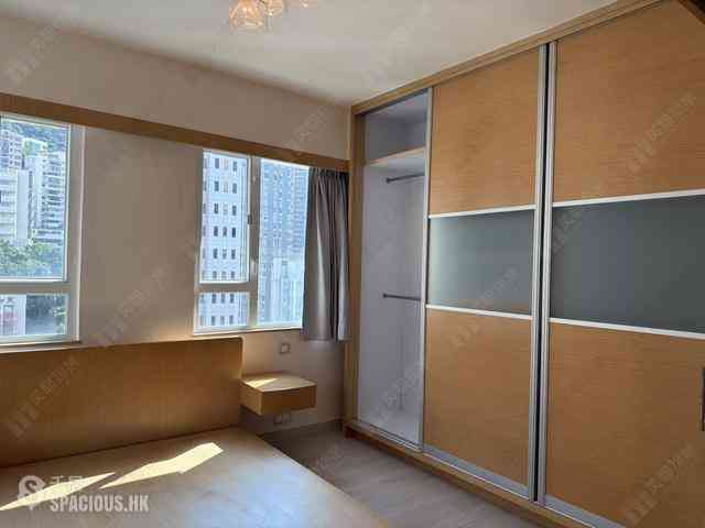 Wan Chai - Johnston Court 06