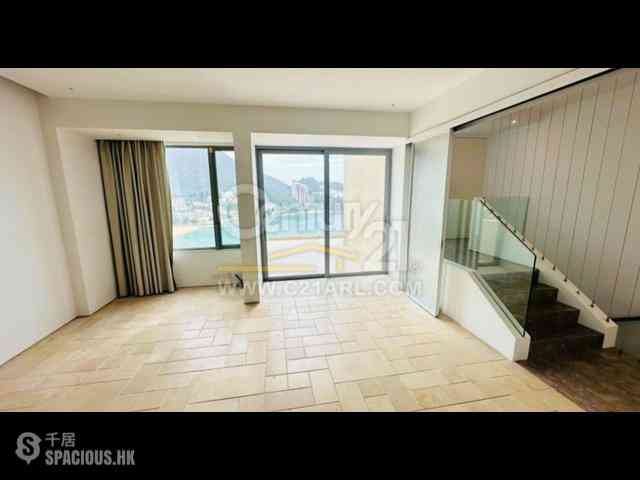 Repulse Bay - The Beachfront 06