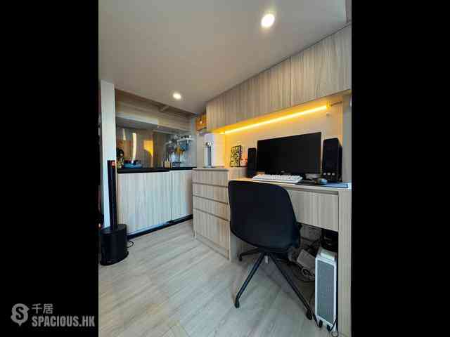 Tai Kok Tsui - Park Summit Block 1 02