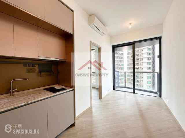 Kennedy Town - Kennedy Bay 01