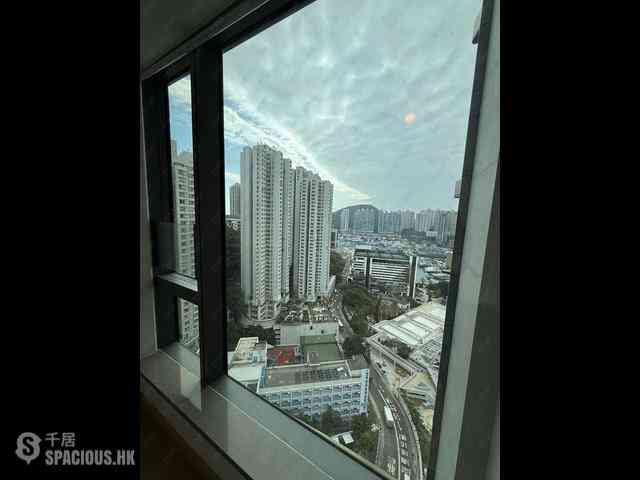 Wong Chuk Hang - The Southside Phase 2 La Marina Tower 1B 02