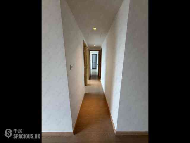 Wong Chuk Hang - The Southside Phase 2 La Marina Tower 1B 05