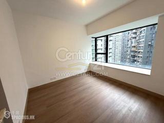 Mid Levels Central - 62B, Robinson Road 06