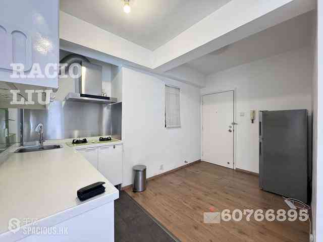Poho - Rich View Terrace 03